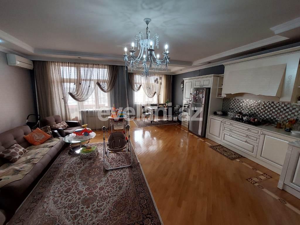 Satılır, yeni tikili, 2 otaqlı, 167 m², Bakı, Nəsimi r, 3-cü mikrorayon q, Memar Əcəmi m.