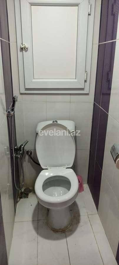 Kirayə verilir, köhnə tikili, 3 otaqlı, 65 m², Bakı, Binəqədi r, 8-ci mikrorayon q, Azadlıq prospekti m.