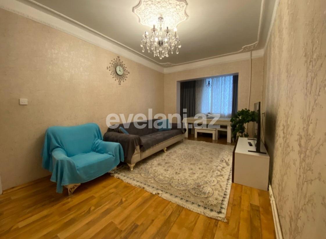 Rent, old building, 3 room, 90 m², Baku, Khatai r, Ahmedli m.