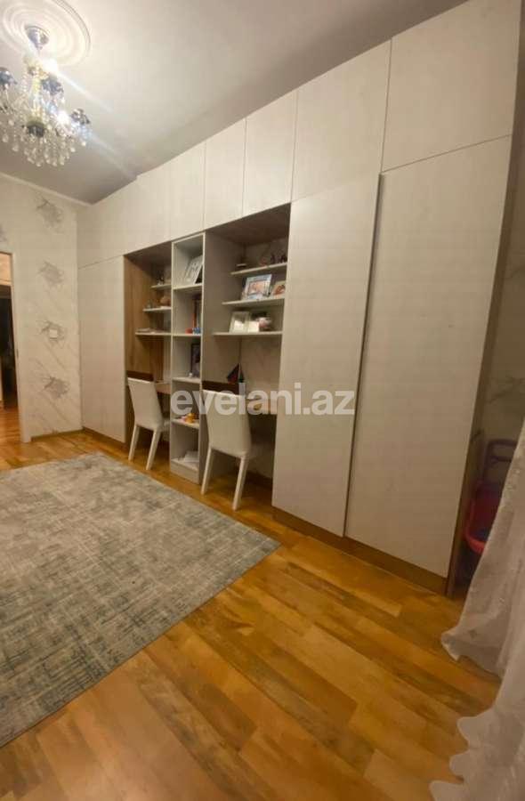 Rent, old building, 3 room, 90 m², Baku, Khatai r, Ahmedli m.