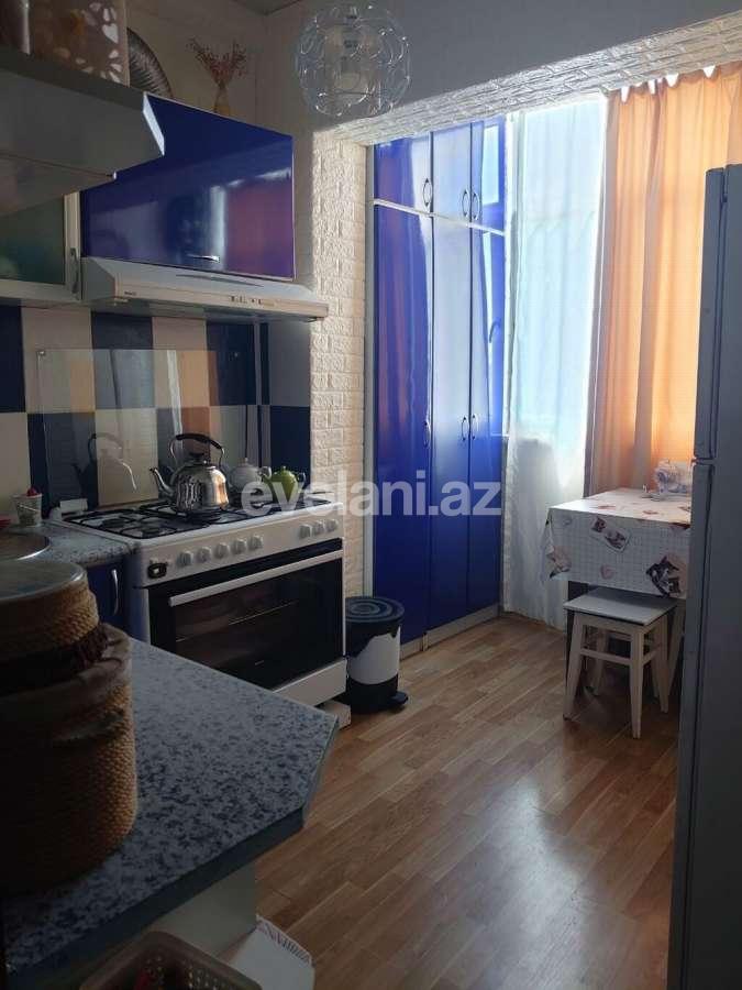 Satılır, köhnə tikili, 3 otaqlı, 90 m², Bakı, Xətai r, Həzi Aslanov m.