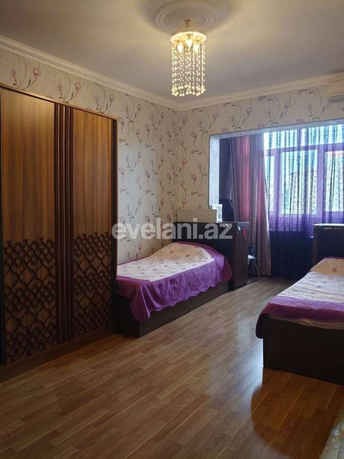 Satılır, köhnə tikili, 3 otaqlı, 90 m², Bakı, Xətai r, Həzi Aslanov m.