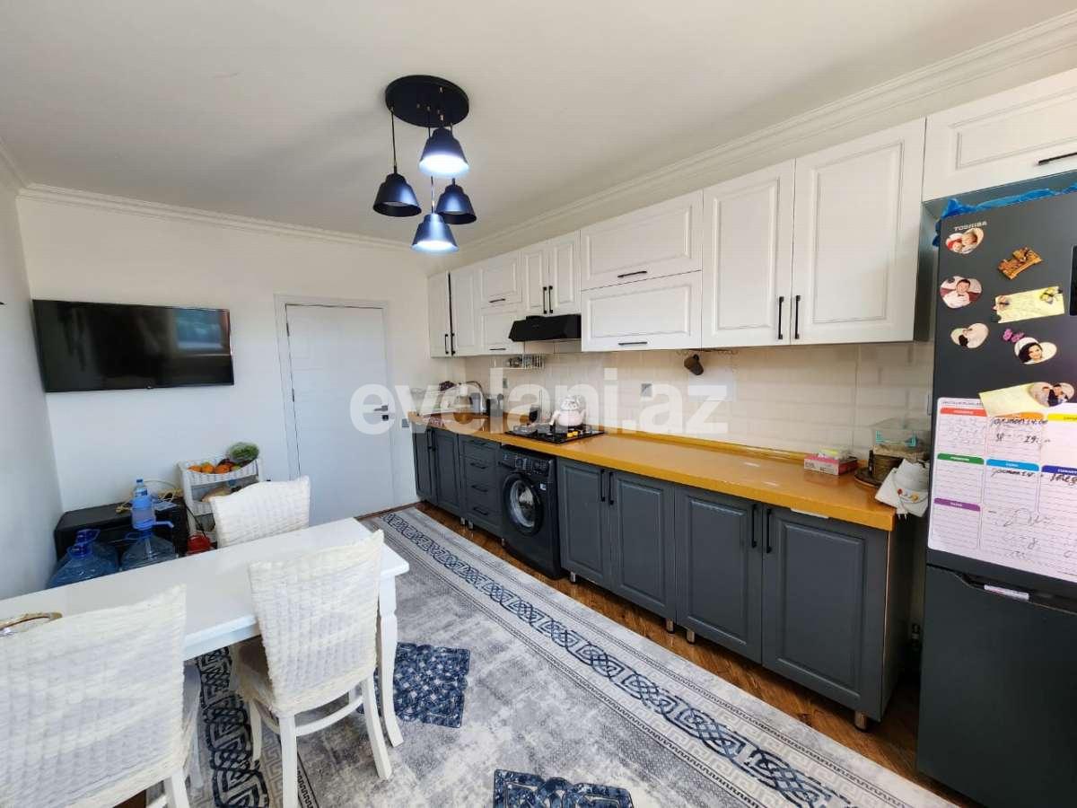 Satılır, köhnə tikili, 4 otaqlı, 90 m², Bakı, Xətai r, Xalqlar Dostluğu m.