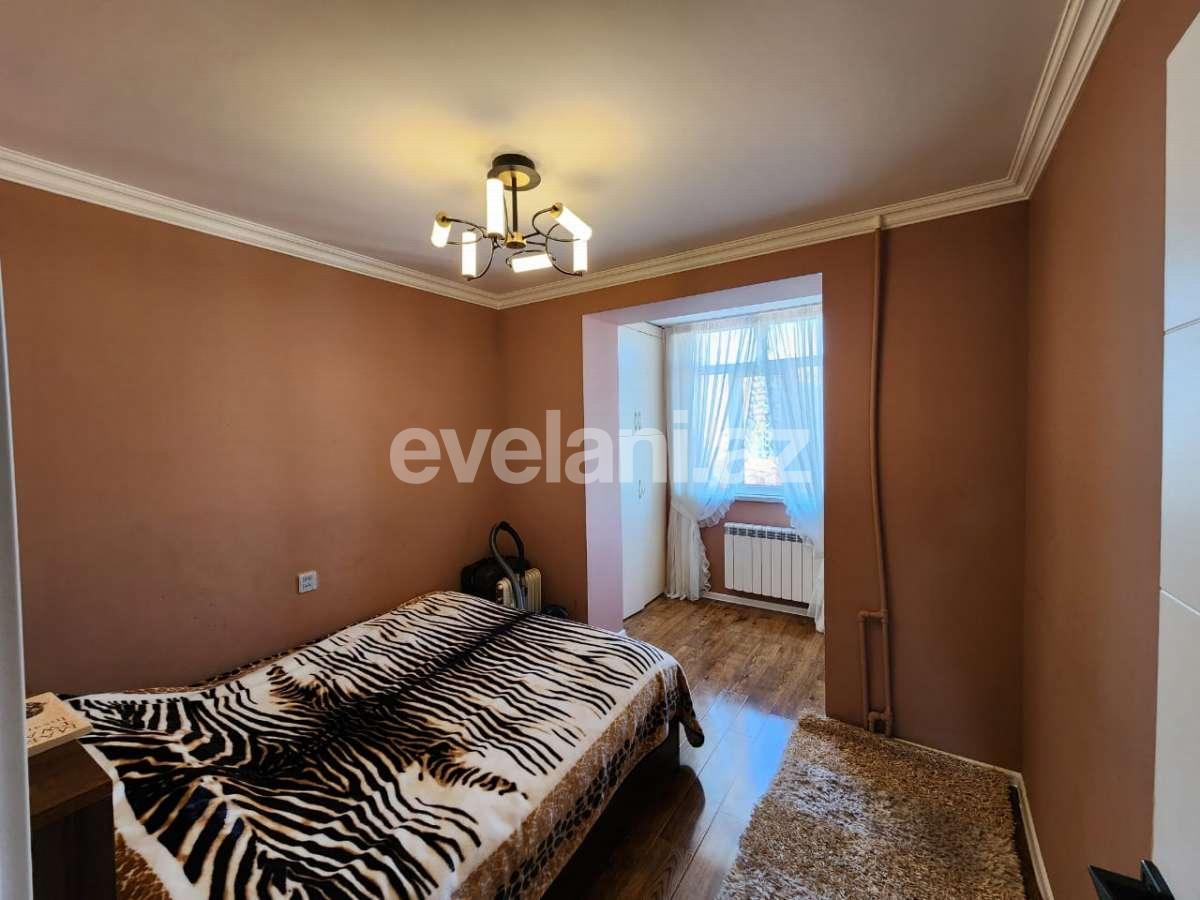 Satılır, köhnə tikili, 4 otaqlı, 90 m², Bakı, Xətai r, Xalqlar Dostluğu m.