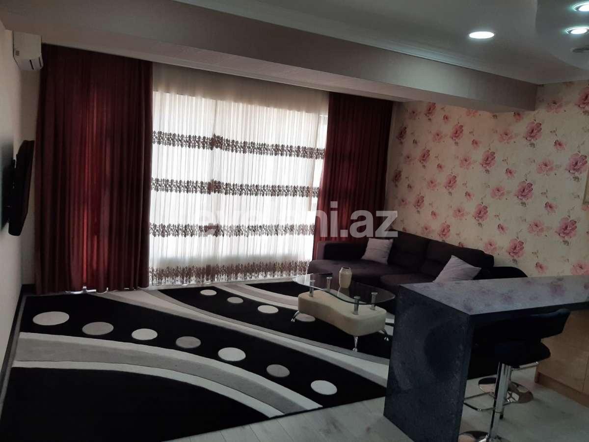 Kirayə verilir, yeni tikili, 2 otaqlı, 70 m², Bakı, Xətai r, Şah İsmayıl Xətai m.