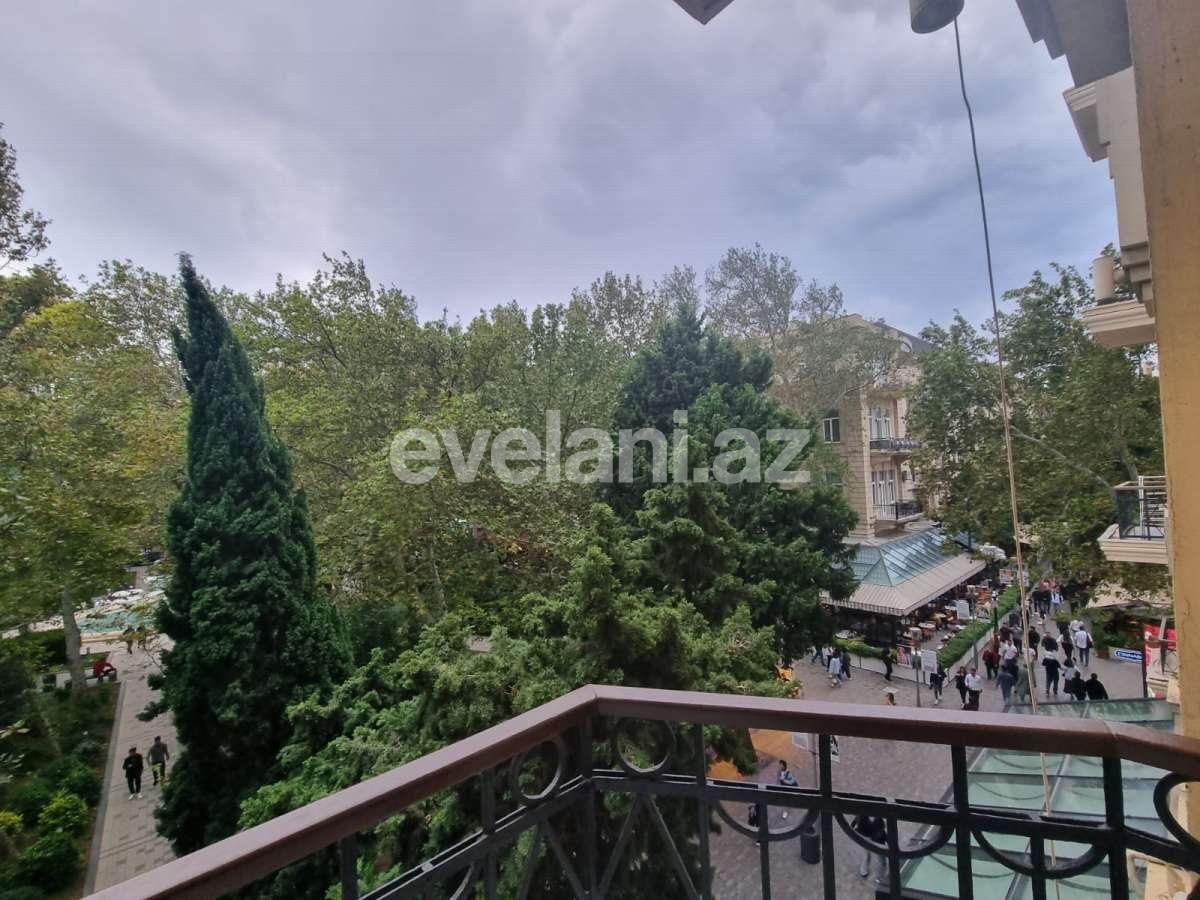 Kirayə verilir, köhnə tikili, 2 otaqlı, 70 m², Bakı, Səbail r, Sahil m.