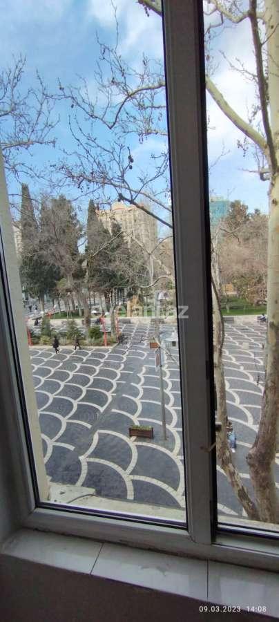 Сдаётся, вторичка, 2-комнаты, 81 m², Баку, Сабаильский r, Сахил m.