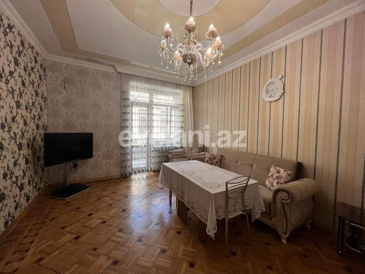 Kirayə verilir, köhnə tikili, 4 otaqlı, 169.99 m², Bakı, Səbail r, Sahil m.