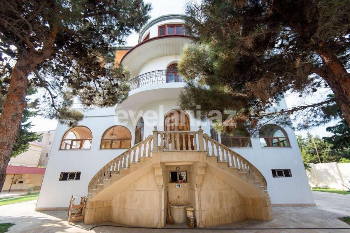 Kirayə verilir, villa, 10 otaqlı, 1020 m², Bakı, Səbail r, Badamdar q.