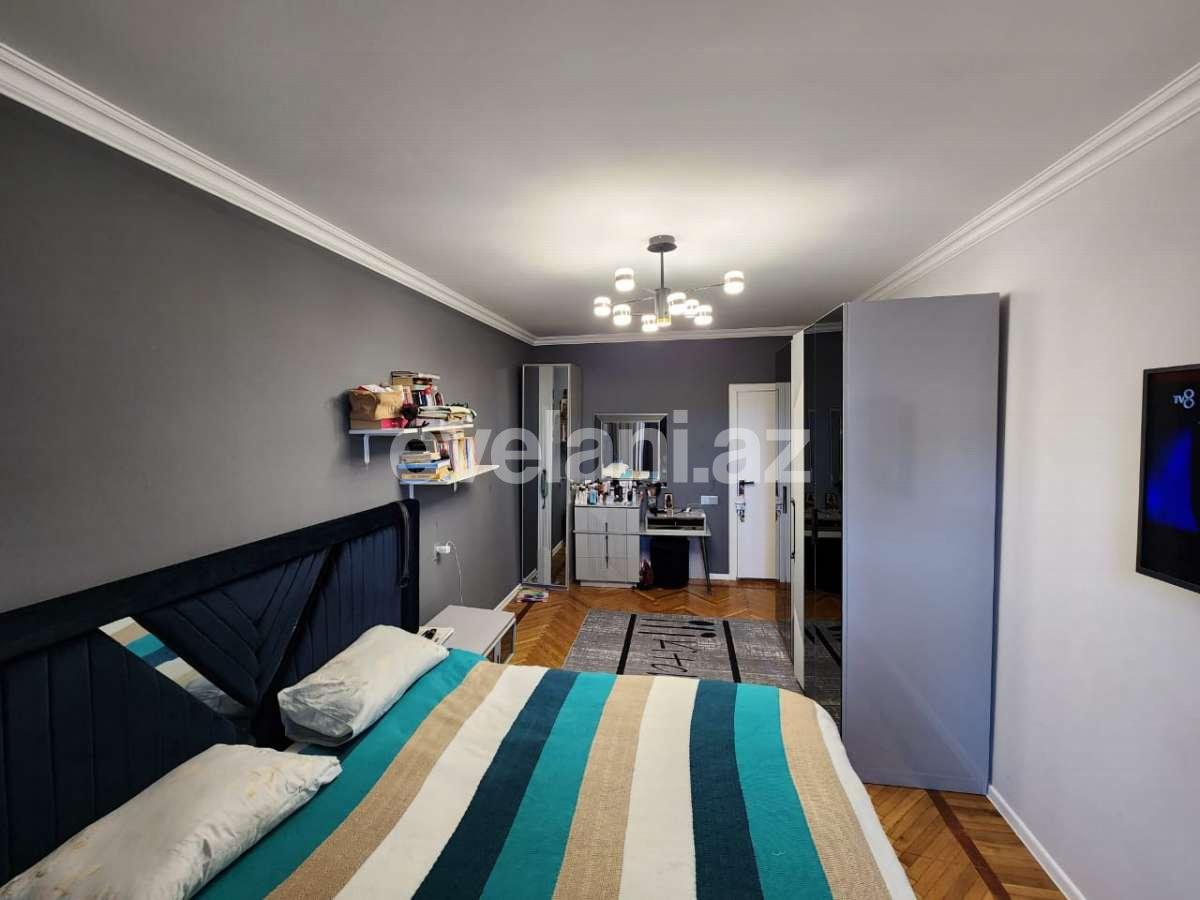 Sale, old building, 4 room, 100 m², Baku, Nizami r, Neftchilar m.