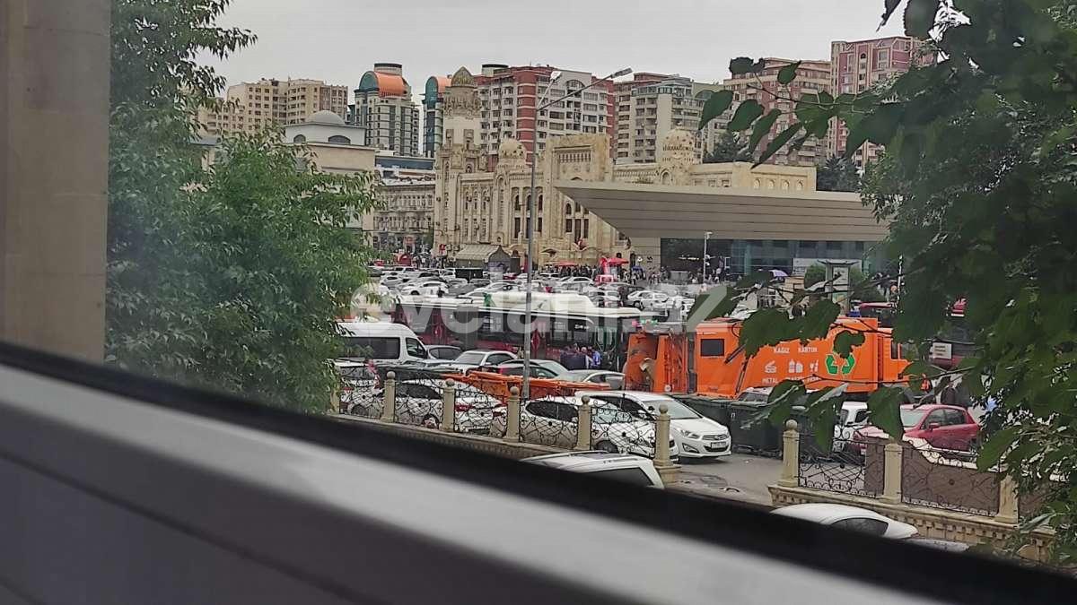 Kirayə verilir, köhnə tikili, 2 otaqlı, 55 m², Bakı, Nəsimi r, 28 may m.