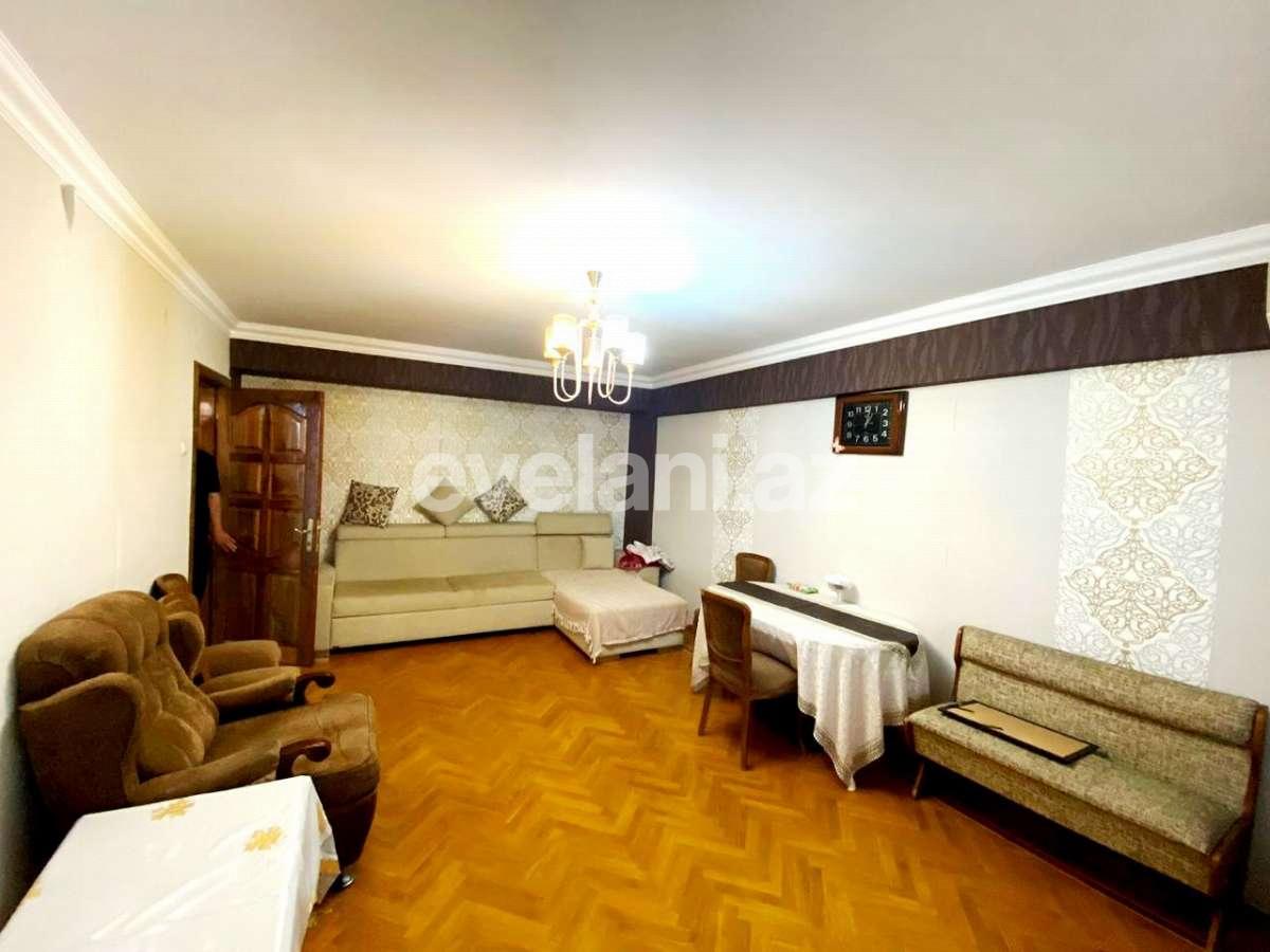 Satılır, köhnə tikili, 3 otaqlı, 110 m², Bakı, Yasamal r, Elmlər Akademiyası m.
