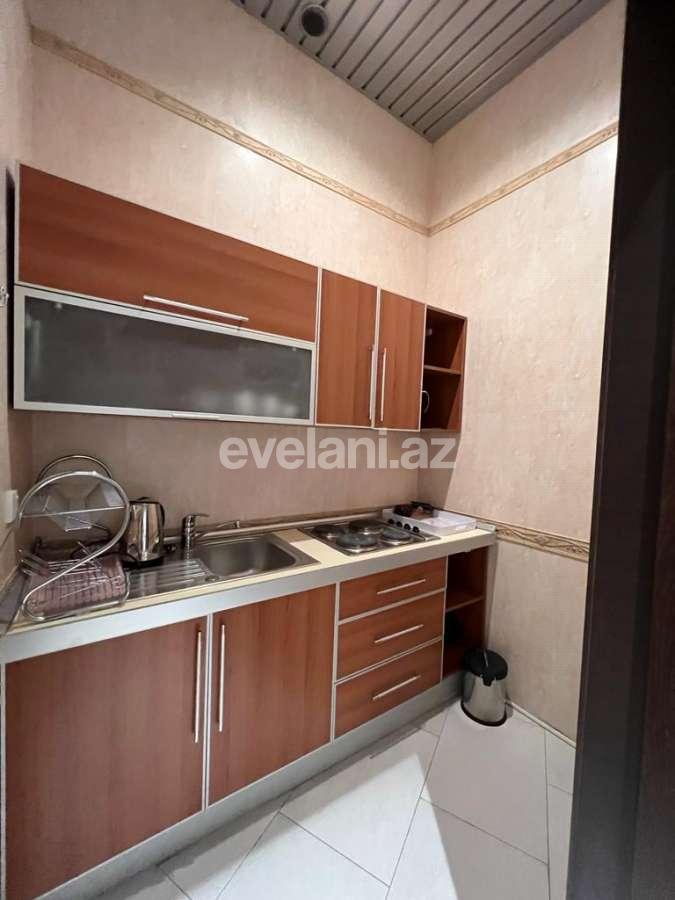 Kirayə verilir, ofis, 6 otaqlı, 200 m², Bakı, Səbail r, Sahil m.