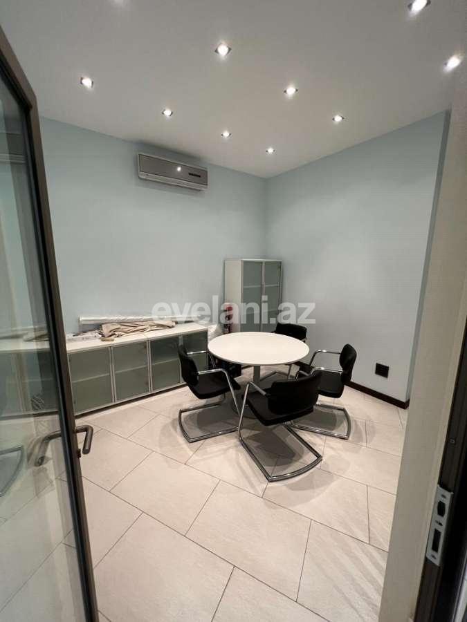 Kirayə verilir, ofis, 6 otaqlı, 200 m², Bakı, Səbail r, Sahil m.