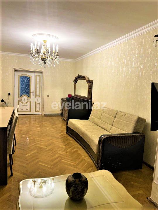 Sale, old building, 3 room, 85 m², Baku, Khatai r, Ahmedli m.