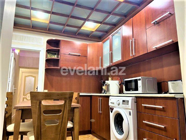 Sale, old building, 3 room, 85 m², Baku, Khatai r, Ahmedli m.