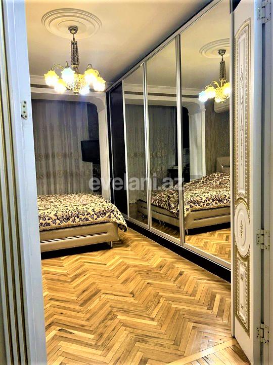 Sale, old building, 3 room, 85 m², Baku, Khatai r, Ahmedli m.