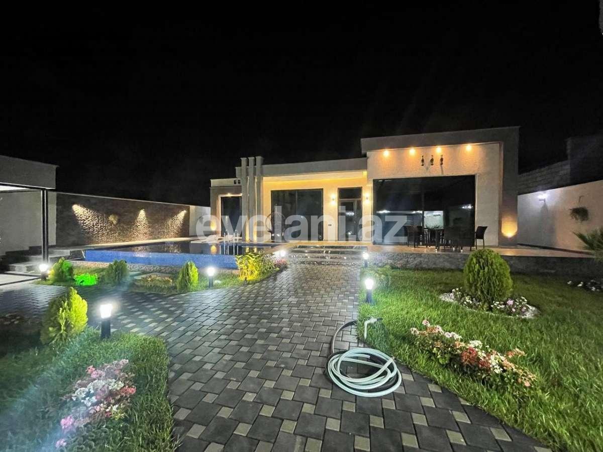 Satılır, həyət evi / bağ, 4 otaqlı, 220 m², Bakı, Xəzər r, Koroğlu m.