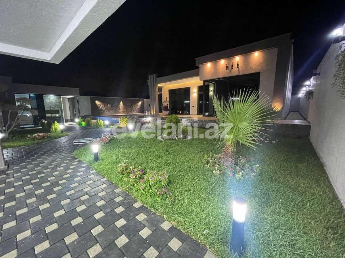Satılır, həyət evi / bağ, 4 otaqlı, 220 m², Bakı, Xəzər r, Koroğlu m.