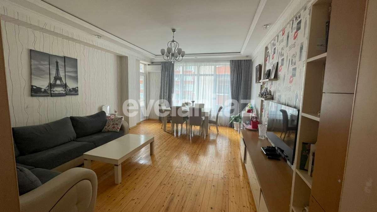 Satılır, yeni tikili, 3 otaqlı, 97.4 m², Bakı, Nizami r, 8-ci kilometr q, Neftçilər m.