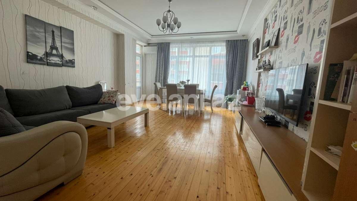 Satılır, yeni tikili, 3 otaqlı, 97.4 m², Bakı, Nizami r, 8-ci kilometr q, Neftçilər m.