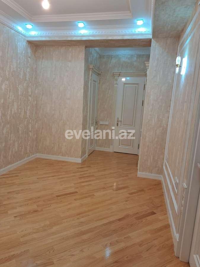Satılır, yeni tikili, 3 otaqlı, 100 m², Bakı, Binəqədi r, 8-ci mikrorayon q, Azadlıq prospekti m.