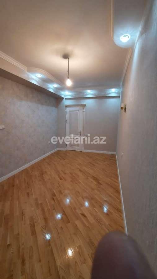 Satılır, yeni tikili, 3 otaqlı, 100 m², Bakı, Binəqədi r, 8-ci mikrorayon q, Azadlıq prospekti m.