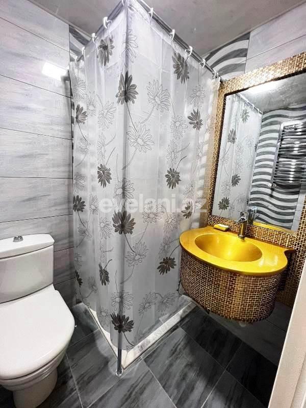 Satılır, köhnə tikili, 3 otaqlı, 62 m², Bakı, Nərimanov r, Nəriman Nərimanov m.