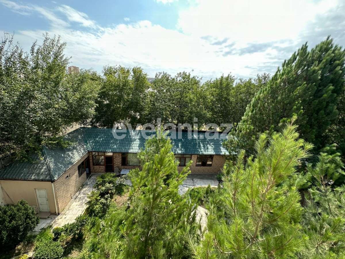 Satılır, villa, 16 otaqlı, 650 m², Bakı, Binəqədi r, Xocasən m.