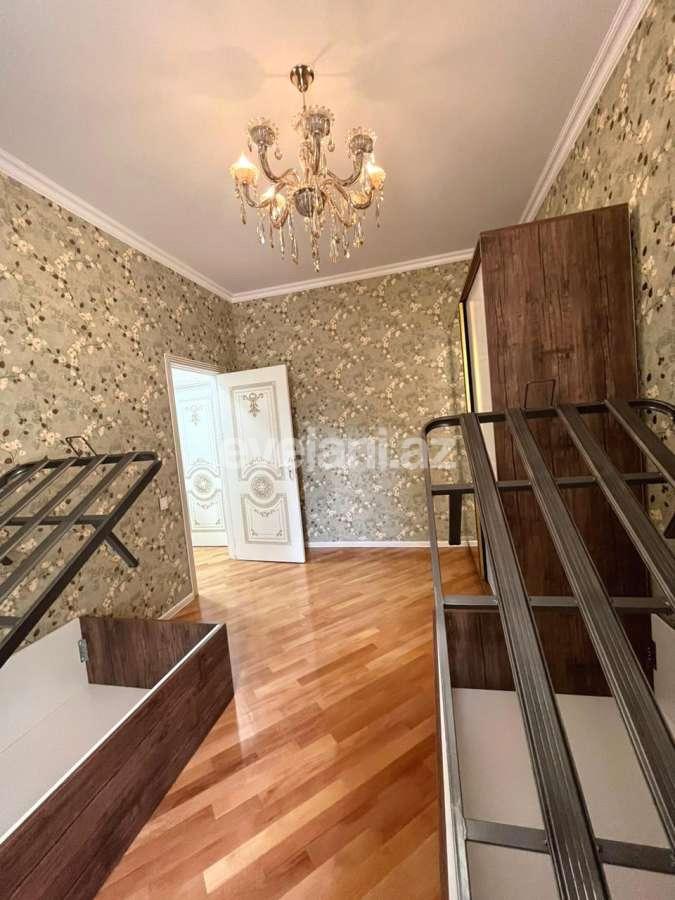 Satılır, köhnə tikili, 3 otaqlı, 80 m², Bakı, Nərimanov r, Montin q, Nəriman Nərimanov m.