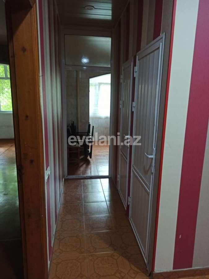 Satılır, köhnə tikili, 6 otaqlı, 160 m², Bakı, Binəqədi r, 9-cu mikrorayon q.