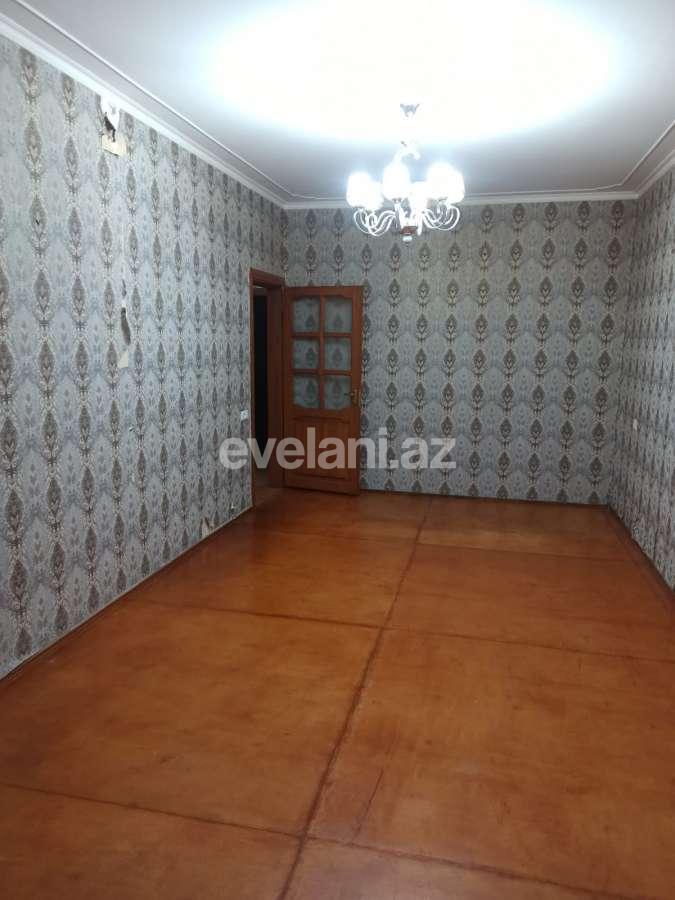Satılır, köhnə tikili, 6 otaqlı, 160 m², Bakı, Binəqədi r, 9-cu mikrorayon q.