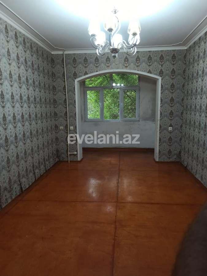 Satılır, köhnə tikili, 6 otaqlı, 160 m², Bakı, Binəqədi r, 9-cu mikrorayon q.