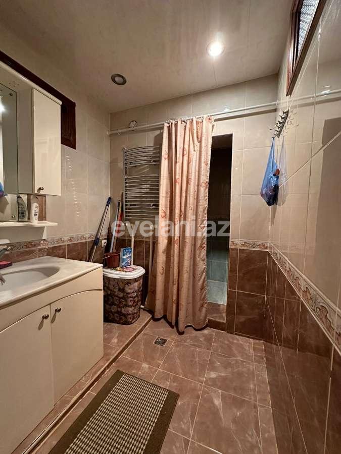 Kirayə verilir, köhnə tikili, 2 otaqlı, 62 m², Bakı, Yasamal r, Elmlər Akademiyası m.