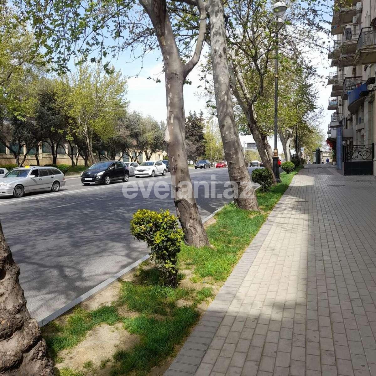 Satılır, köhnə tikili, 2 otaqlı, 45 m², Bakı, Nəsimi r, Nizami m.