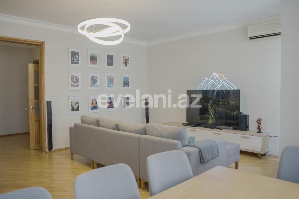 Сдаётся, вторичка, 3-комнаты, 120 m², Баку, Хатаинский r, Шах Исмаил Хатаи m.