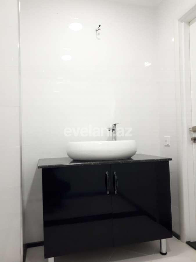 Sale, old building, 5 room, 110 m², Khirdalan