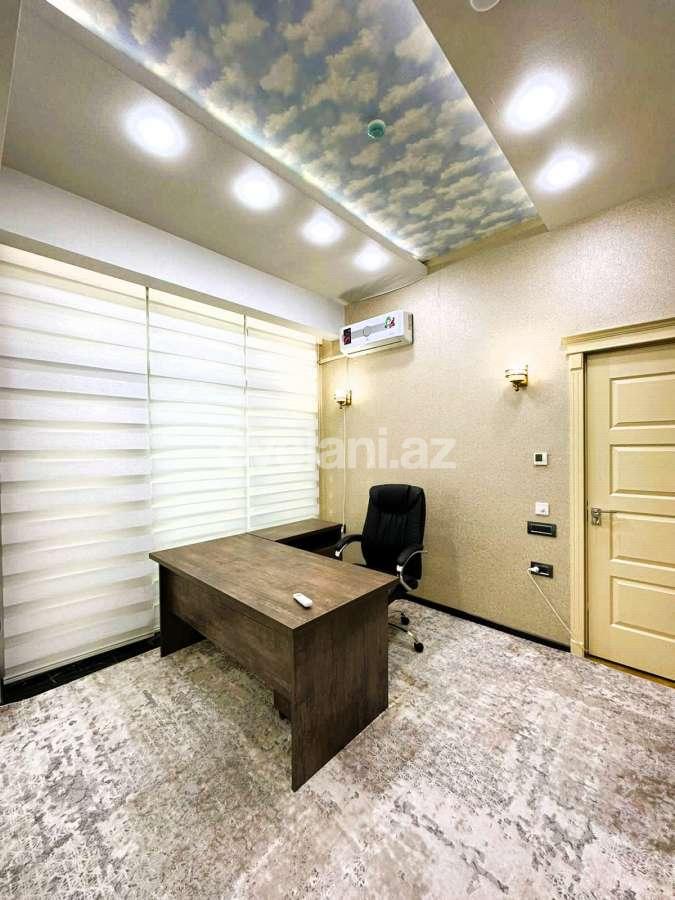 Kirayə verilir, yeni tikili, 3 otaqlı, 130 m², Bakı, Yasamal r, Yasamal q, Elmlər Akademiyası m.