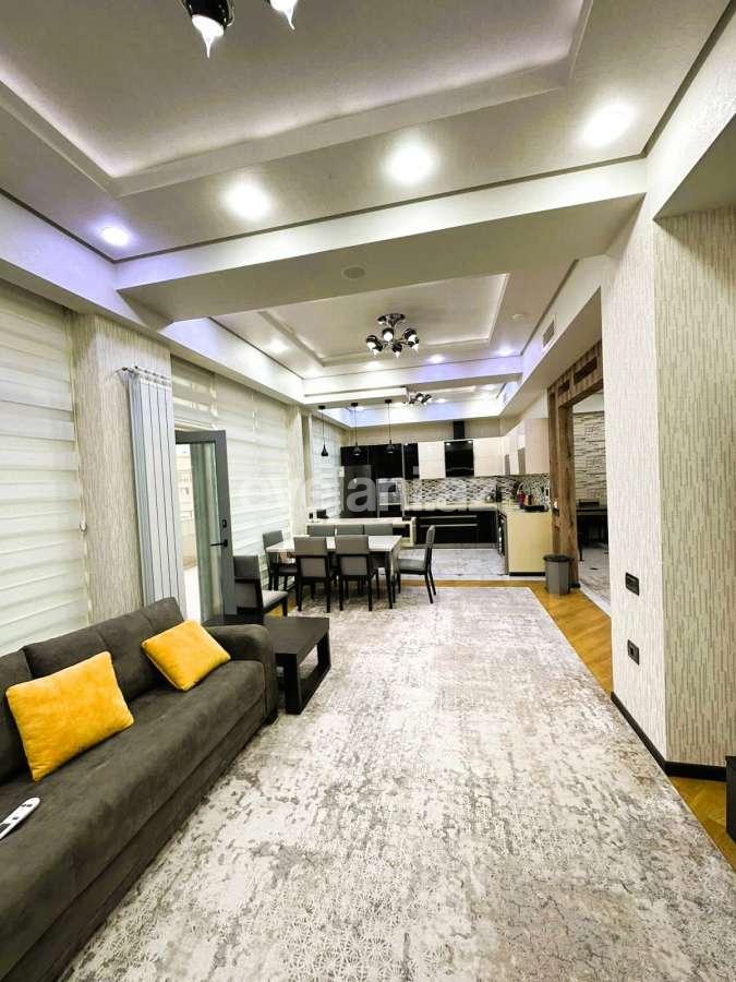 Kirayə verilir, yeni tikili, 3 otaqlı, 130 m², Bakı, Yasamal r, Yasamal q, Elmlər Akademiyası m.