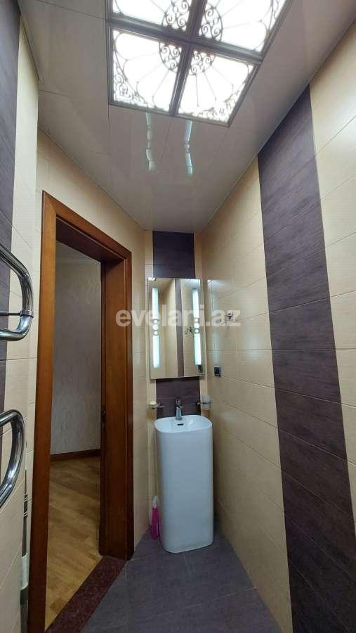 Satılır, yeni tikili, 4 otaqlı, 165 m², Bakı, Binəqədi r, 8-ci mikrorayon q.