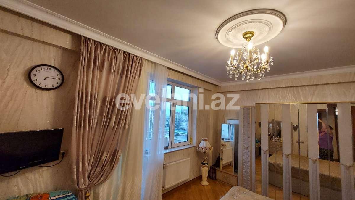 Satılır, yeni tikili, 4 otaqlı, 165 m², Bakı, Binəqədi r, 8-ci mikrorayon q.