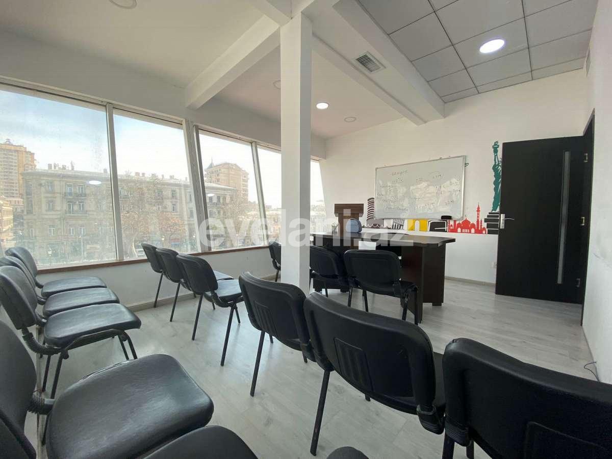 Kirayə verilir, ofis, 1 otaqlı, 27 m², Bakı, Səbail r, Sahil m.
