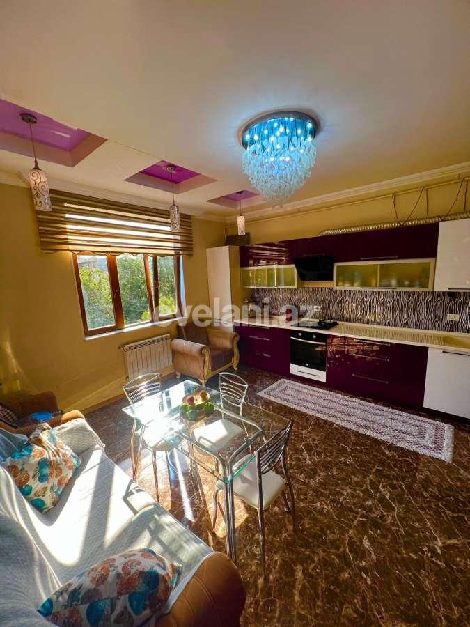 Kirayə verilir, köhnə tikili, 4 otaqlı, 170 m², Bakı, Səbail r, Sahil m.