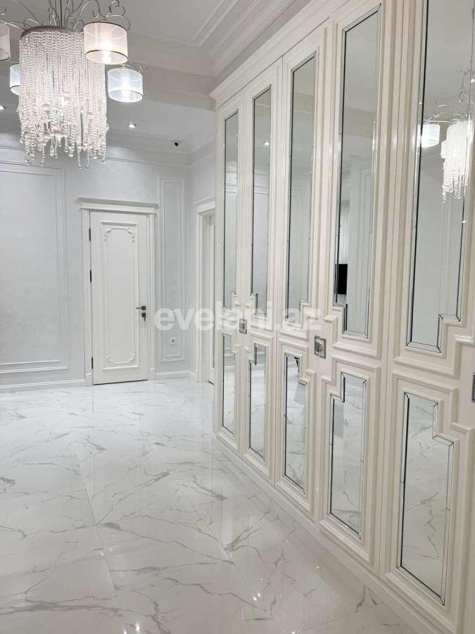 Satılır, yeni tikili, 4 otaqlı, 200 m², Bakı, Nəsimi r, 28 may m.