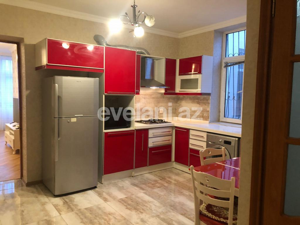 Kirayə verilir, köhnə tikili, 3 otaqlı, 80 m², Bakı, Səbail r, Sahil m.