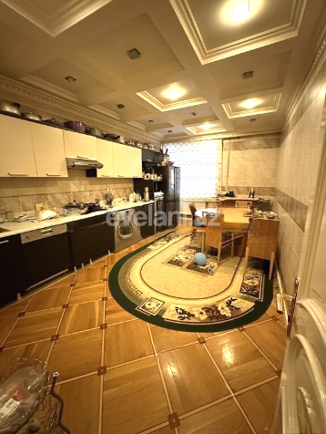 Satılır, yeni tikili, 2 otaqlı, 103 m², Bakı, Yasamal r, İnşaatçılar m.