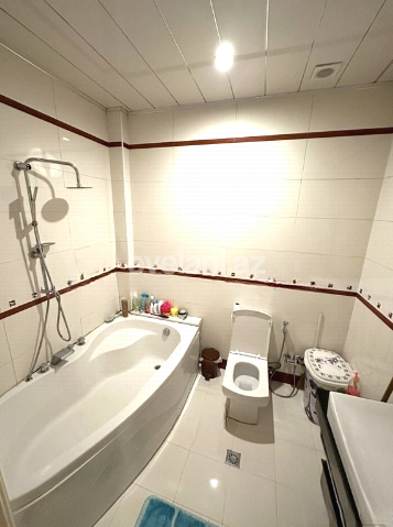 Satılır, yeni tikili, 2 otaqlı, 103 m², Bakı, Yasamal r, İnşaatçılar m.