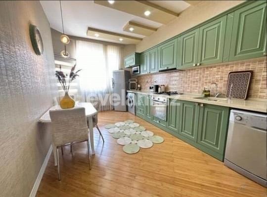 Kirayə verilir, yeni tikili, 3 otaqlı, 118 m², Bakı, Nəsimi r, 8 Noyabr m.