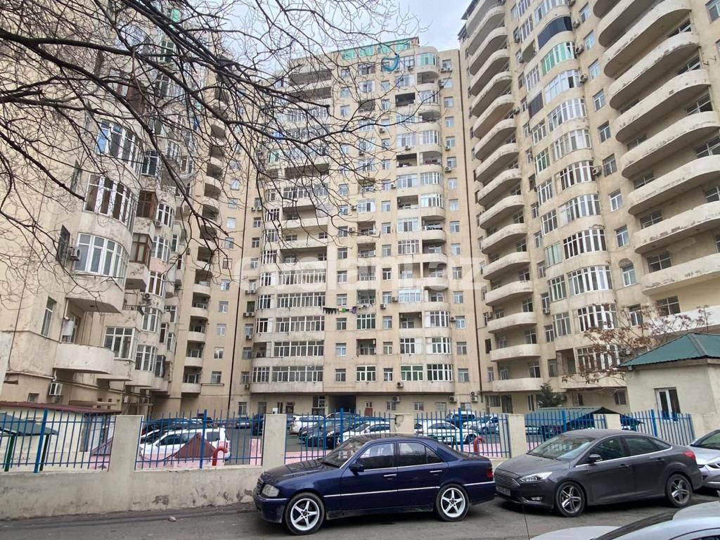 Satılır, yeni tikili, 4 otaqlı, 182 m², Bakı, Binəqədi r.