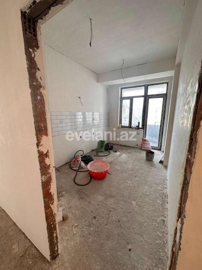 Satılır, yeni tikili, 2 otaqlı, 84 m², Bakı, Binəqədi r, 8-ci mikrorayon q, Azadlıq prospekti m.